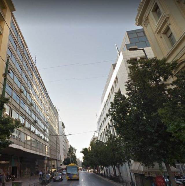 (For Sale) Commercial Office || Athens Center/Athens - 700 Sq.m, 1€ 