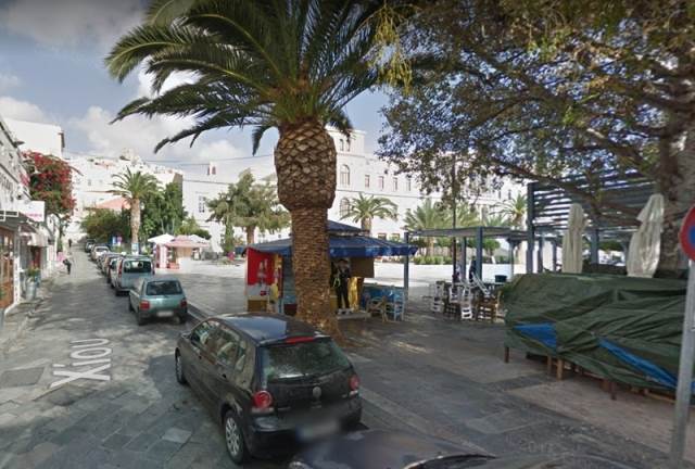 (For Sale) Commercial Retail Shop || Cyclades/Syros-Ermoupoli - 55 Sq.m, 200.000€ 