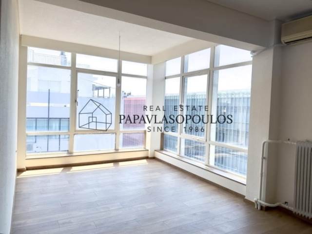 (Προς Ενοικίαση) Επαγγελματικός Χώρος Γραφείο || Αθήνα Κέντρο/Αθήνα - 57 τ.μ, 550€ 