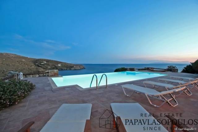 (For Sale) Residential Villa || Cyclades/Andros-Hydrousa - 315 Sq.m, 5 Bedrooms, 1.200.000€ 
